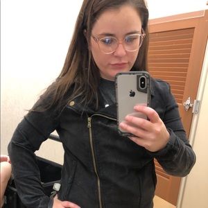 Meet your Posher, Amber